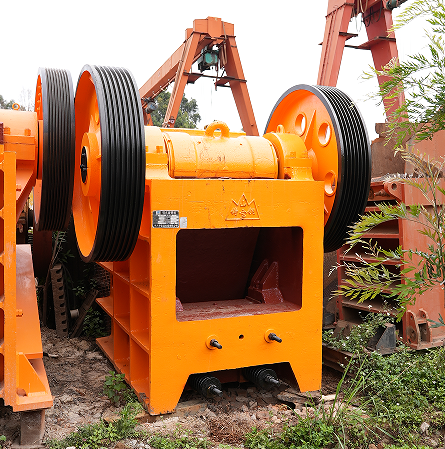 Jaw Crusher Stone Crusher PE750 * 1060 Penghancur Kasar Bekas untuk Mesin Pertambangan / Konstruksi